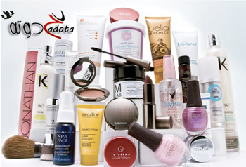 تفسير رؤية المكياج في المنام للعزباء والمتزوجة