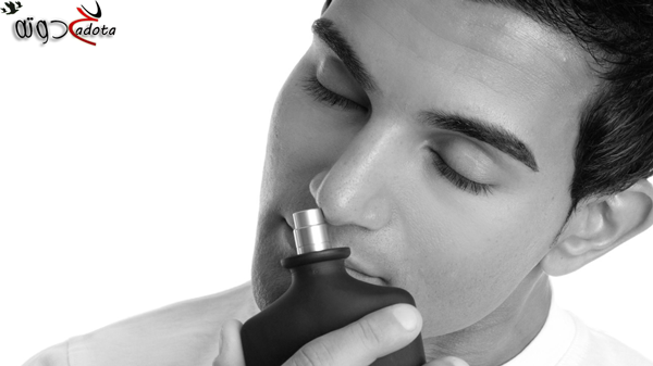 تفسير حلم رؤية شم العطر في المنام