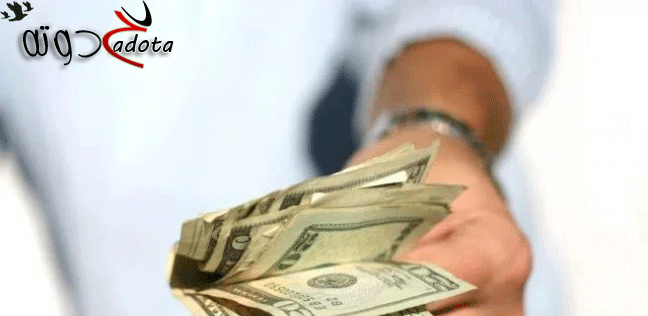 تفسير رؤية الميت يعطي نقود ورقية في المنام