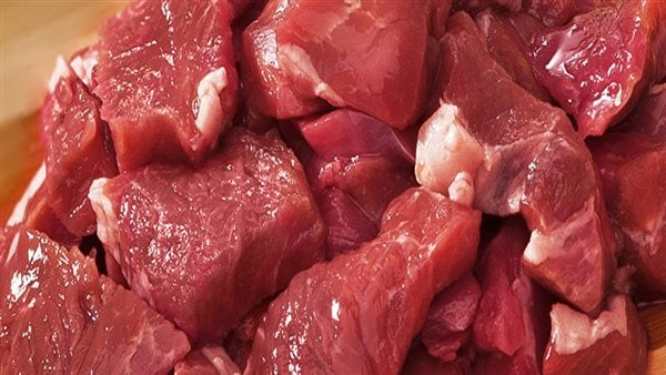 تفسير حلم أكل اللحم النيء في المنام