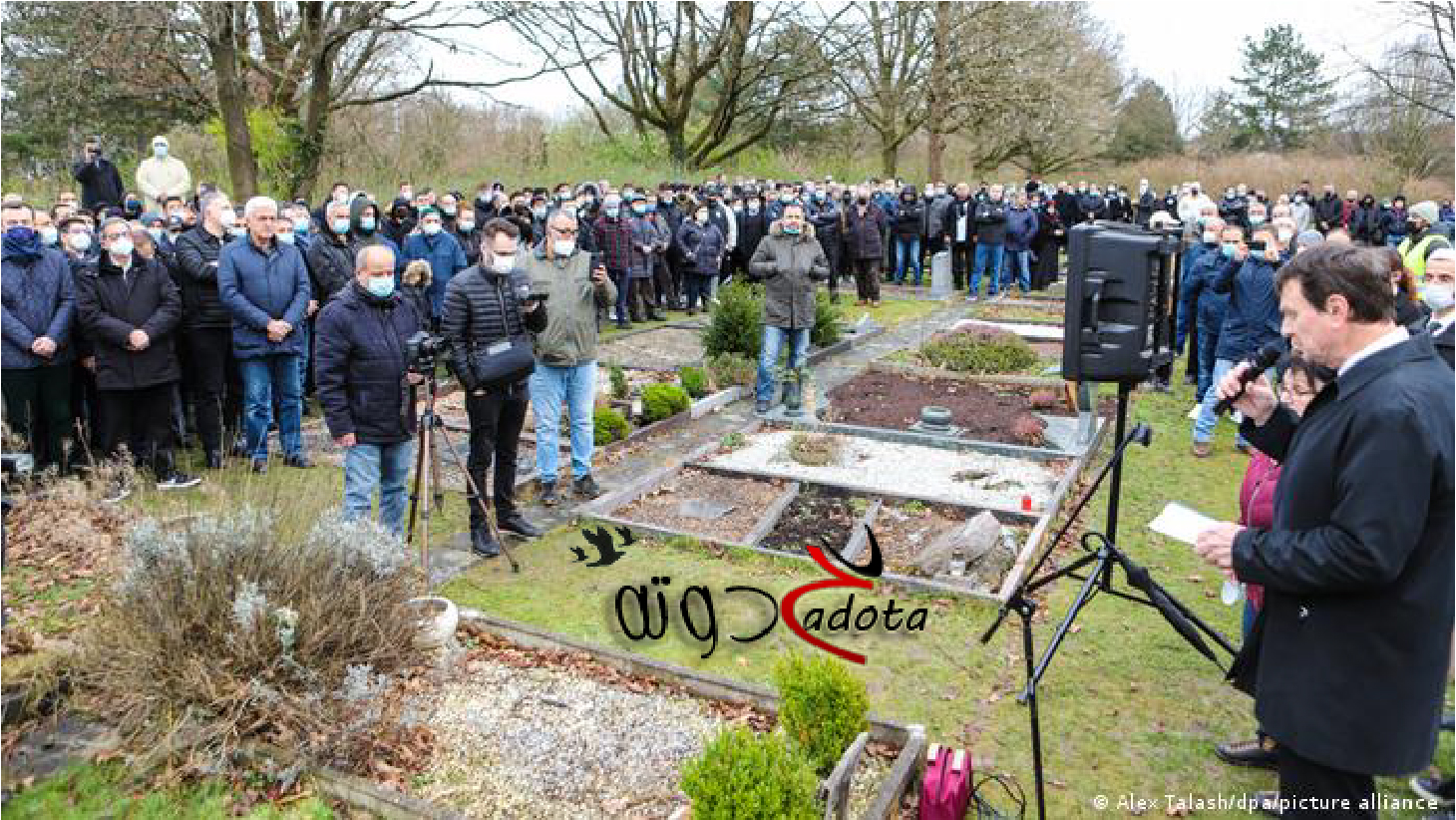 حلمت إني أمشي بين القبور فما هو تفسير هذا الحلم