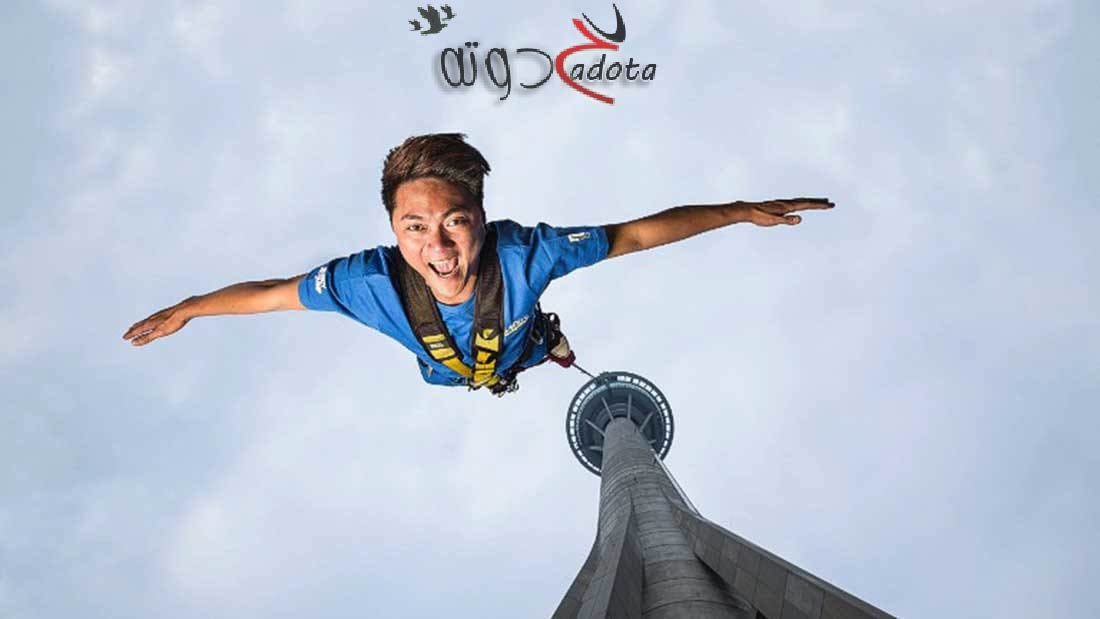 تفسير حلم رؤية سقوط فتاة من مكان مرتفع في المنام