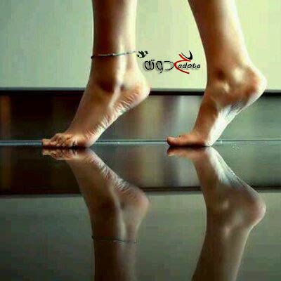 تفسير حلم رؤية المشي حافية القدمين في المنام