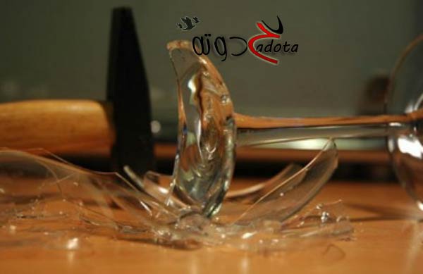 تفسير حلم رؤية نزع زجاج من البطن في المنام