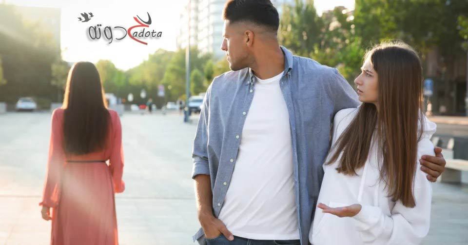 تفسير حلم رؤية طليقتي تمشي خلفي في المنام