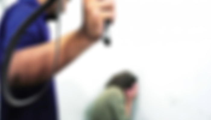 تفسير حلم رؤية خالي يضربني في المنام